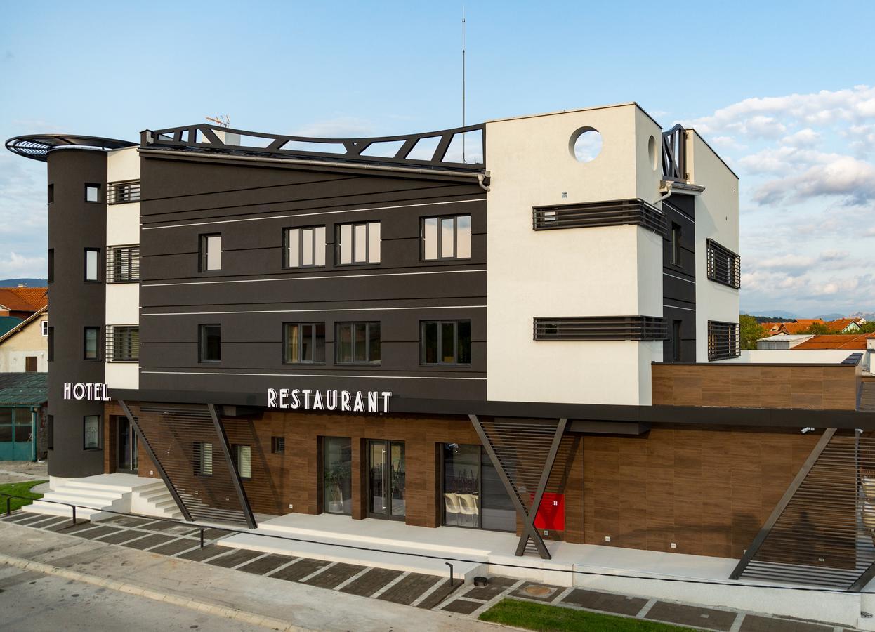 Hotel Ideo Lux นิส ภายนอก รูปภาพ