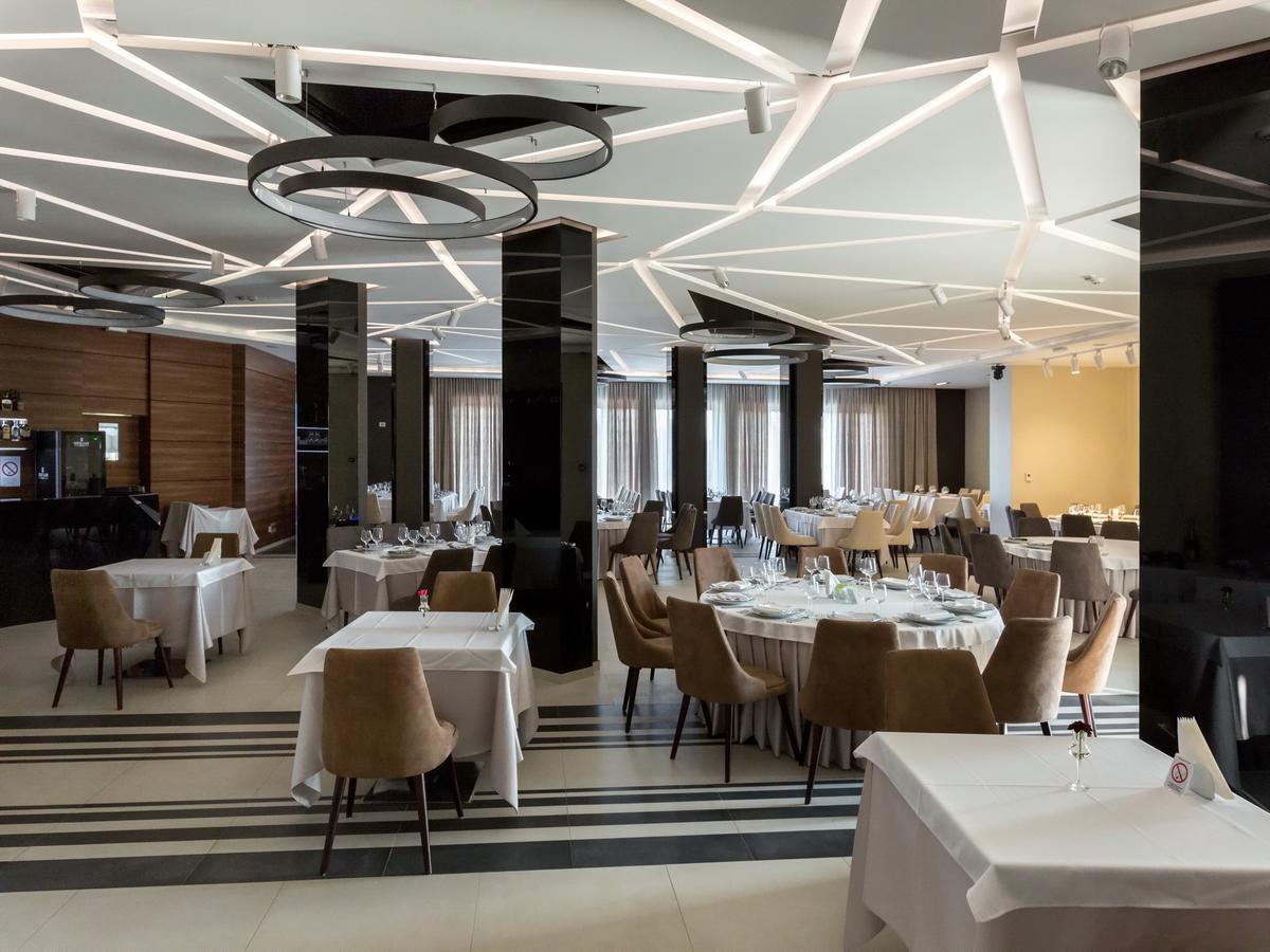Hotel Ideo Lux นิส ภายนอก รูปภาพ