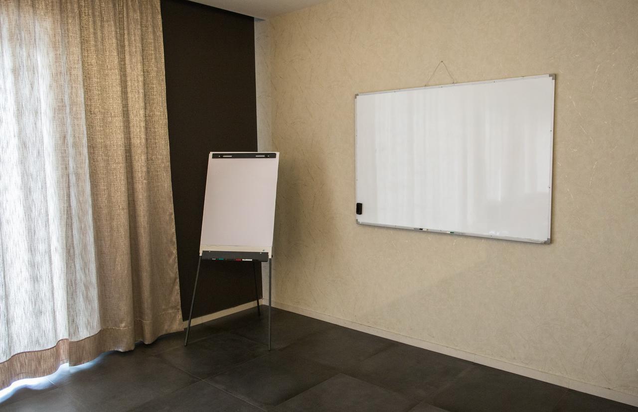 Hotel Ideo Lux นิส ภายนอก รูปภาพ